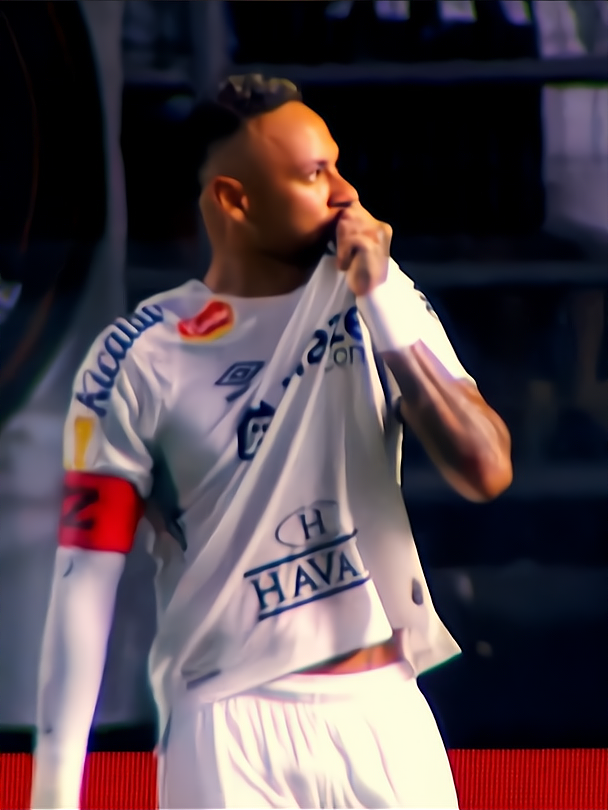  曼联打破进球荒,内马尔球迷集体高唱助威是真的吗 